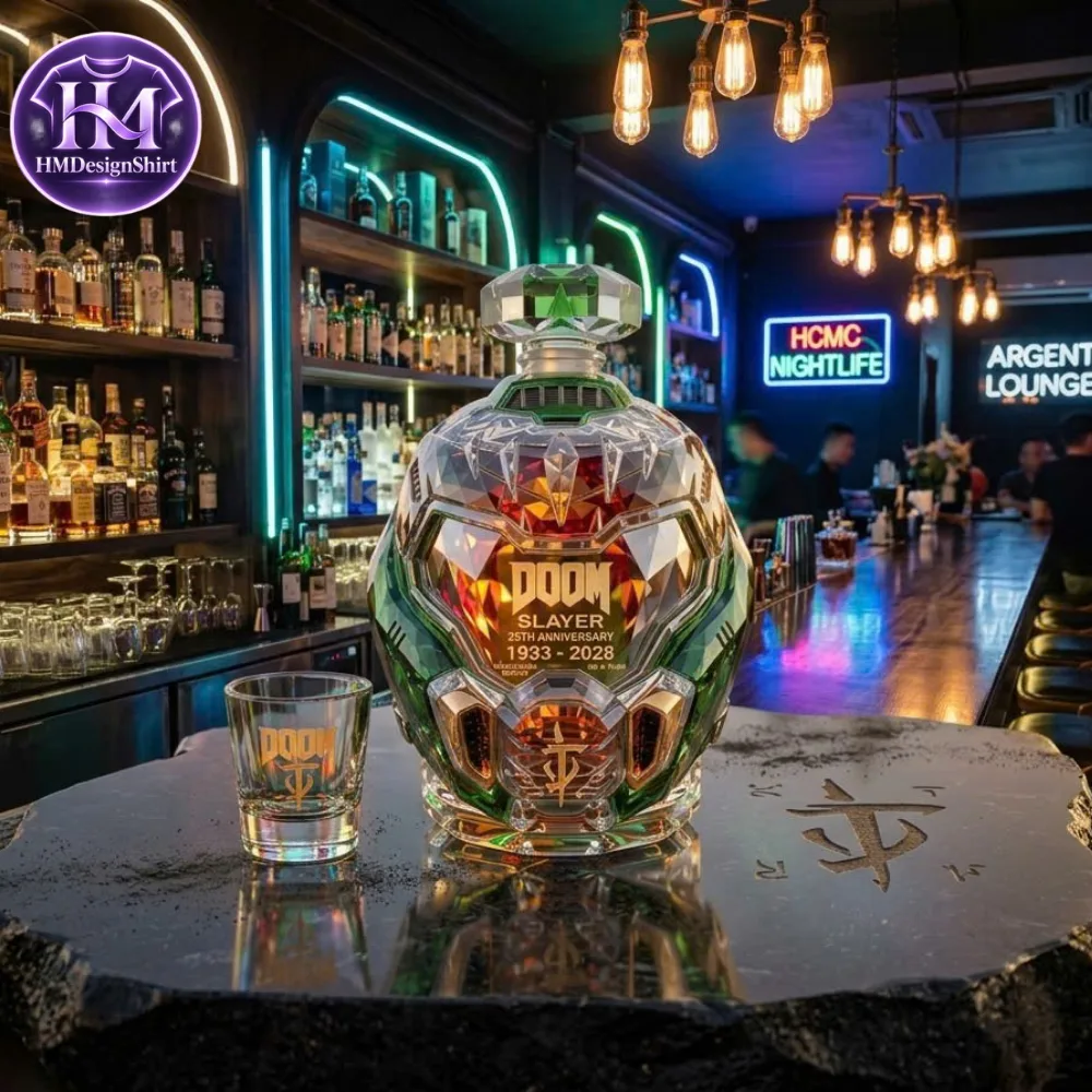 49 Doom Slayer Helmet Glass Whiskey Decanter 2026 — image 4